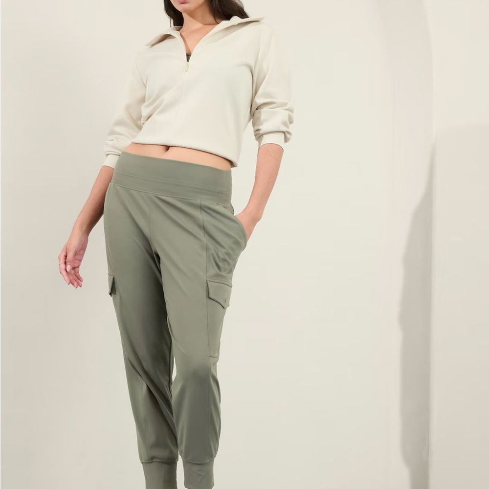 VENICE HIGH RISE CARGO JOGGER - Picture 2 of 5